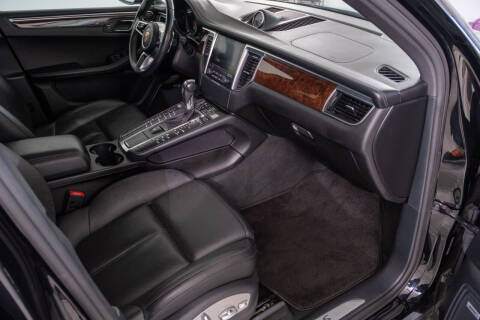 2017 Porsche Macan S