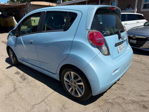 2014 Chevrolet Spark EV 2LT