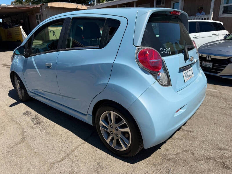 2014 Chevrolet Spark EV 2LT