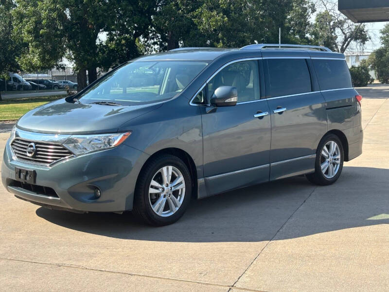 2012 Nissan Quest SL photo 4