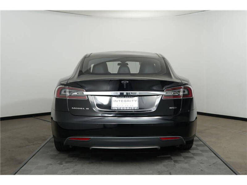 2016 Tesla Model S 85D