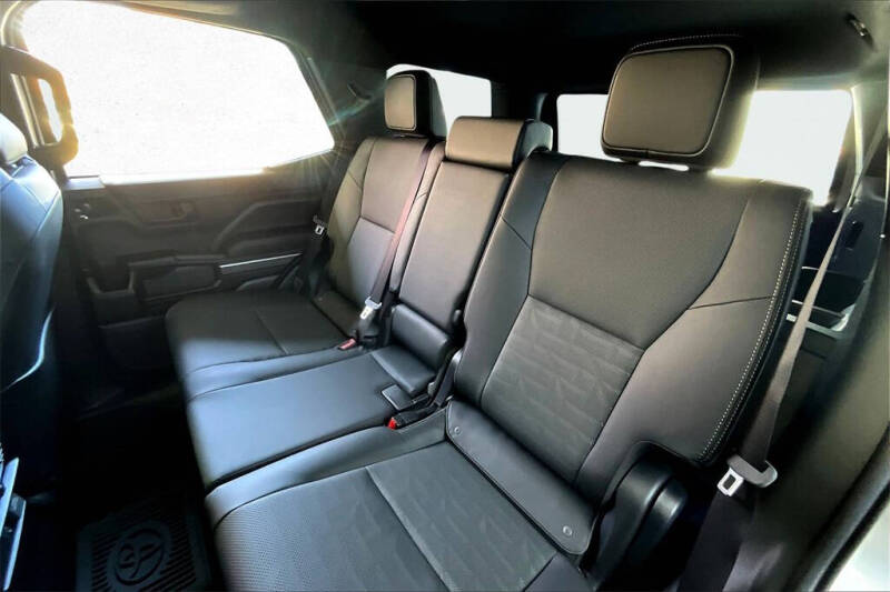 2025 Toyota 4Runner TRD Off-Road Premium