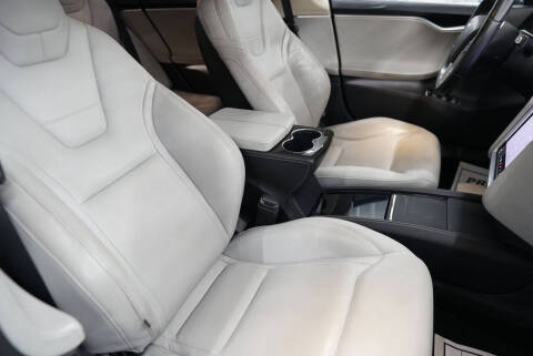 2015 Tesla Model S