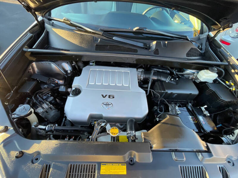 2013 Toyota Highlander SE