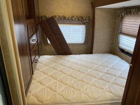 2014 Ford E-Series E-450 SD