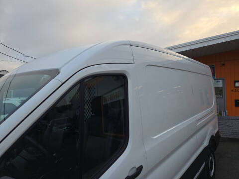 2022 Ford Transit 250