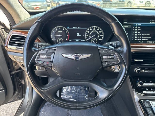 2018 Genesis G90