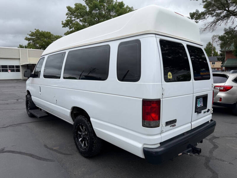 2014 Ford E-Series E-250