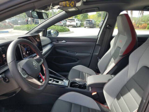 2026 Volkswagen Golf GTI SE