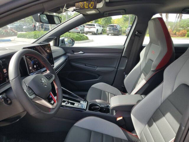 2026 Volkswagen Golf GTI SE