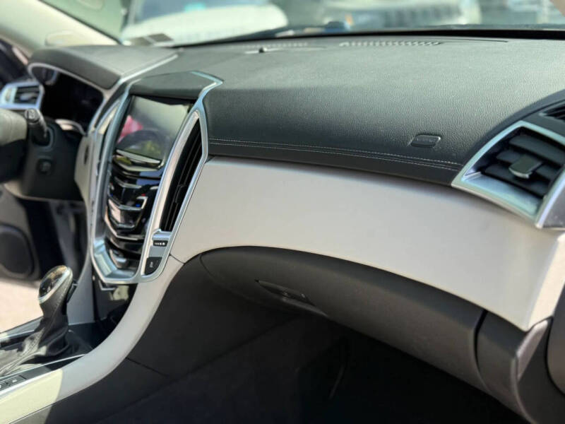 2016 Cadillac SRX