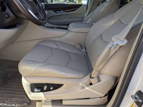 2017 Cadillac Escalade Premium Luxury