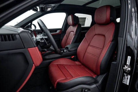 2025 Porsche Cayenne