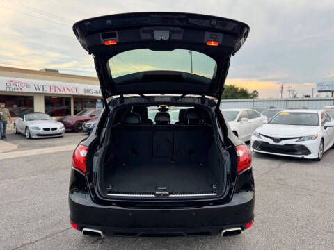 2012 Porsche Cayenne Tiptronic