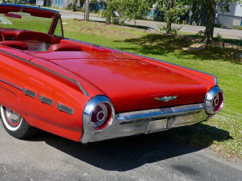 1962 Ford Thunderbird