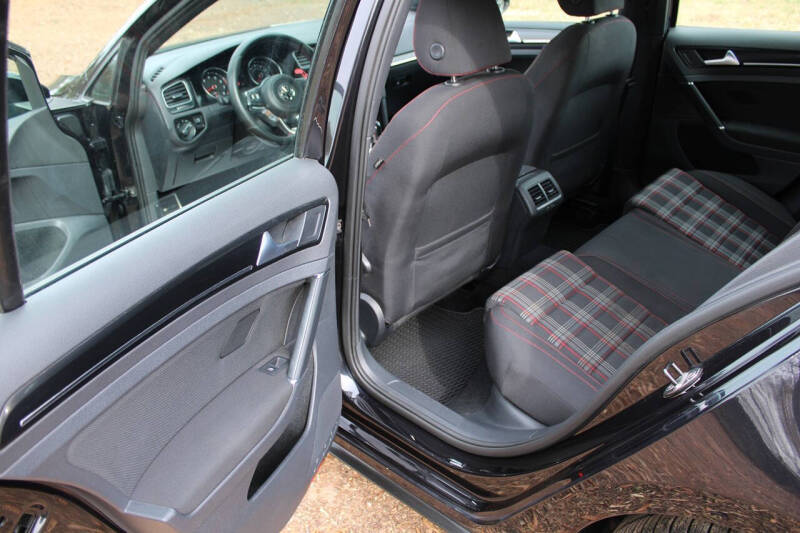 2015 Volkswagen Golf GTI S