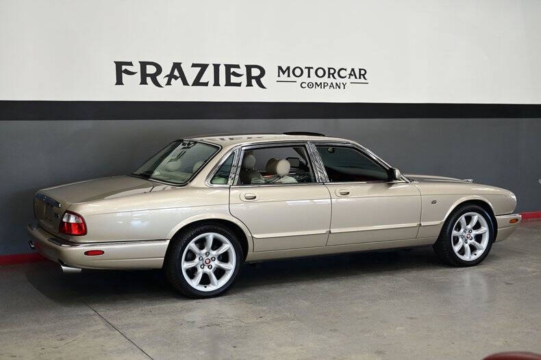 1999 Jaguar XJR