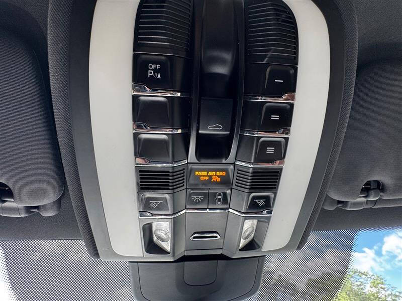 2014 Porsche Cayenne