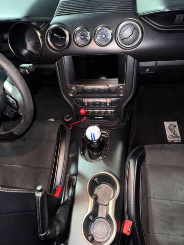 2017 Ford Mustang