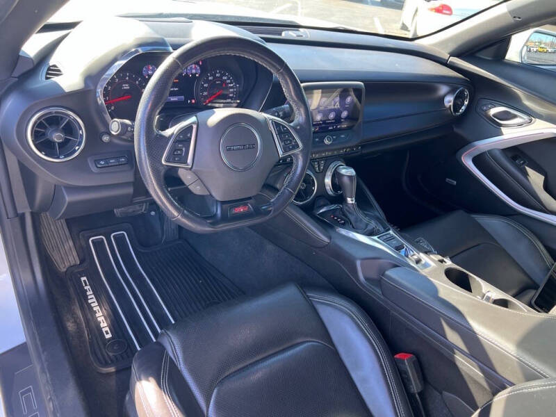 Used 2019 Chevrolet Camaro 2SS with VIN 1G1FH1R7XK0149407 for sale in Wood River, IL