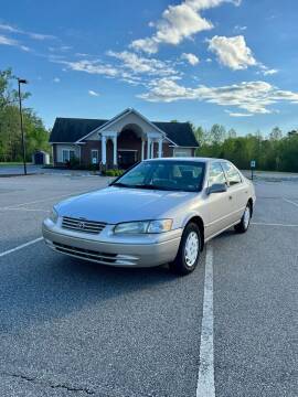 1999 Toyota Camry for sale at Xclusive Auto Sales in Colonial Heights VA