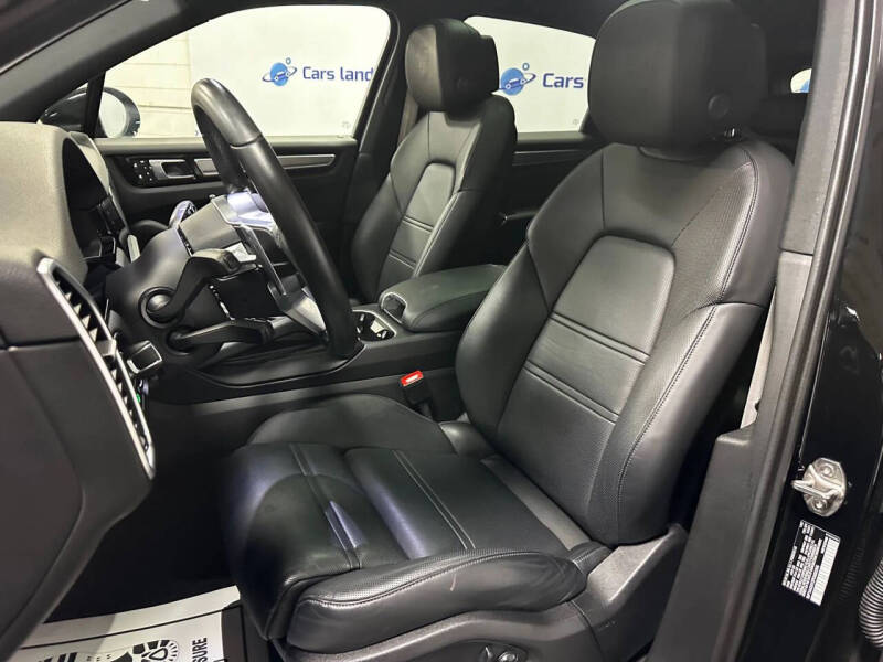 2023 Porsche Cayenne