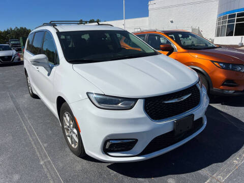 2022 Chrysler Pacifica Touring L