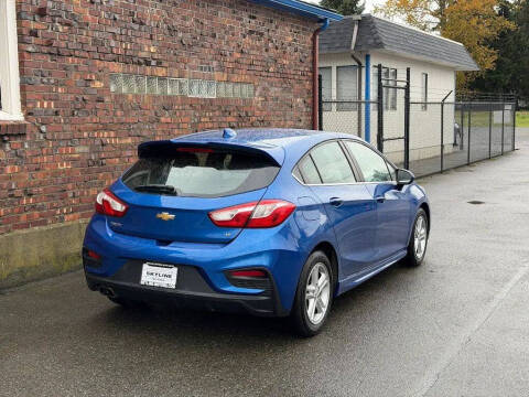 2017 Chevrolet Cruze LT Auto