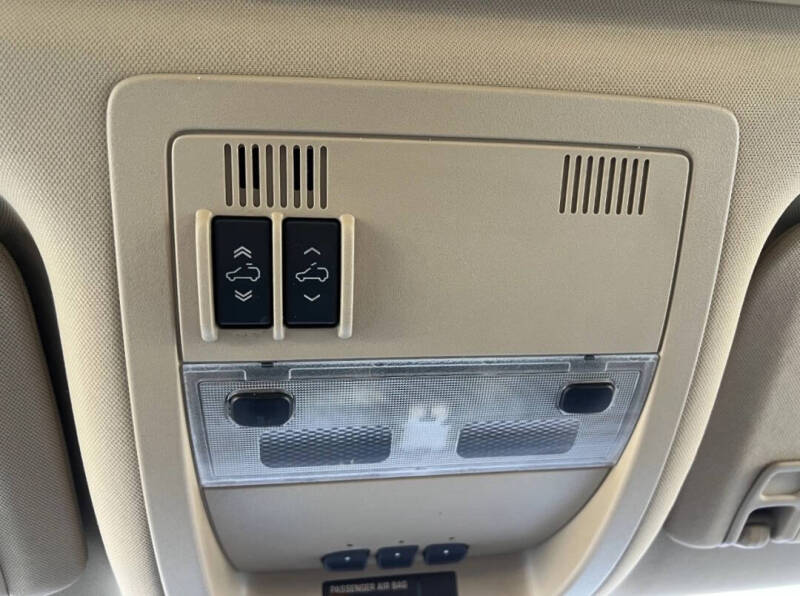 2011 Chevrolet Avalanche LTZ