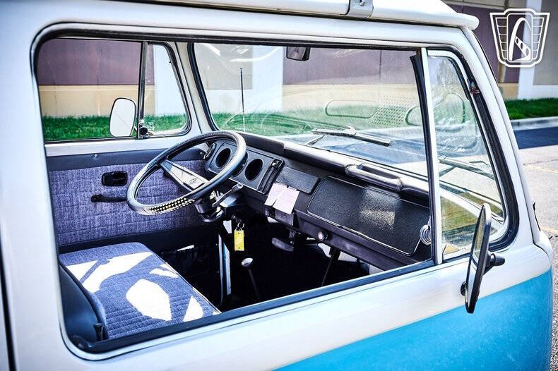 1990 Volkswagen Bus