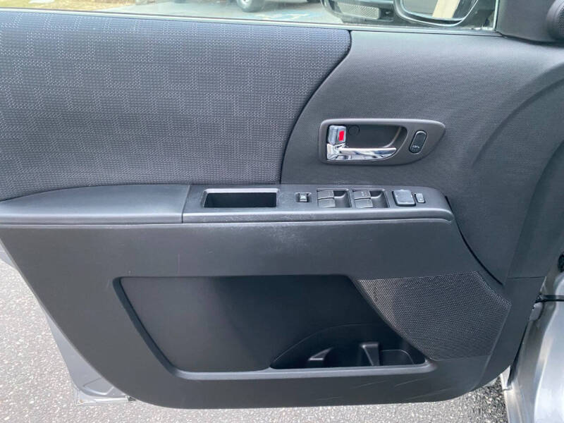 2010 Mazda MAZDA5 Sport