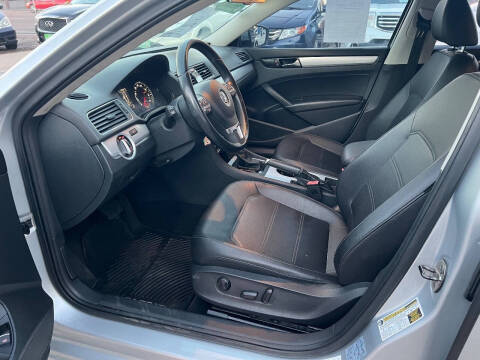 2013 Volkswagen Passat SE PZEV