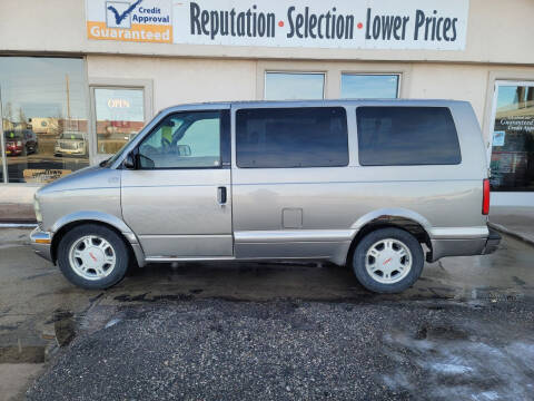 2005 GMC Safari for sale at HomeTown Motors in Gillette WY