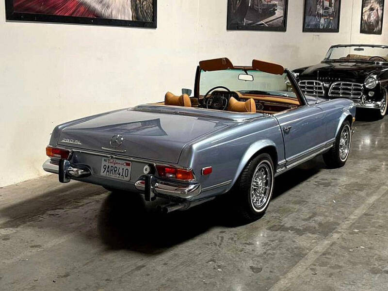 1970 Mercedes-Benz 280-Class