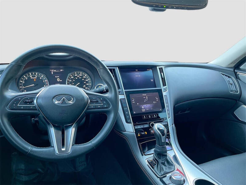 2022 Infiniti Q50 Luxe