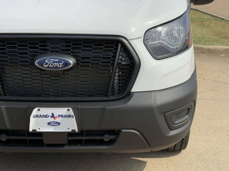 2025 Ford Transit 250