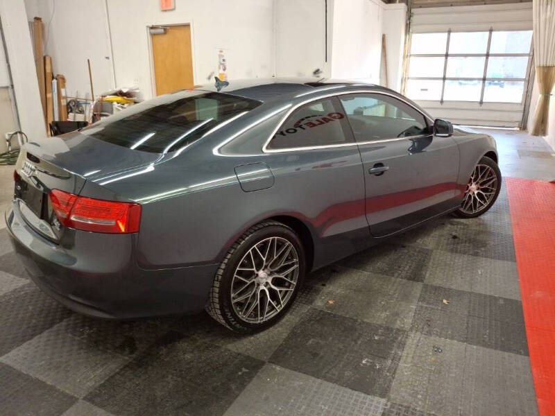 2011 Audi A5 2.0T quattro Premium Plus