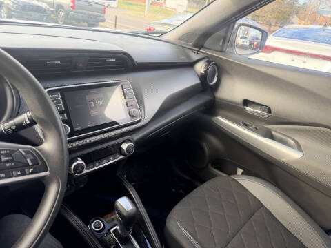 2020 Nissan Kicks SV