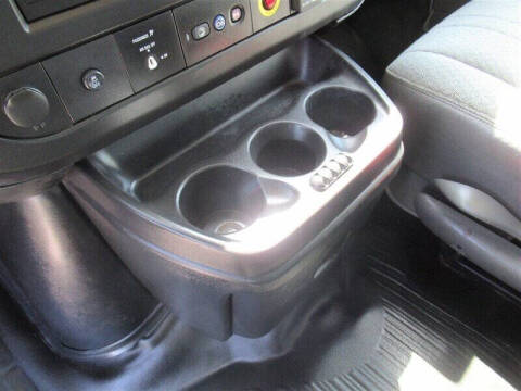 2022 Chevrolet Express 2500