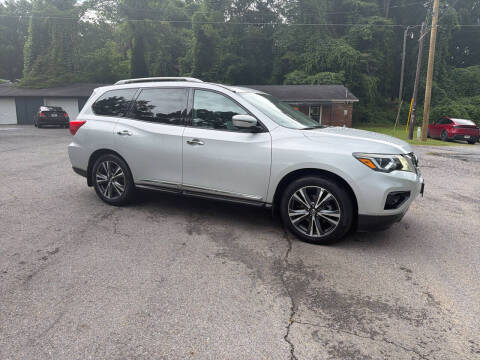 2017 Nissan Pathfinder Platinum