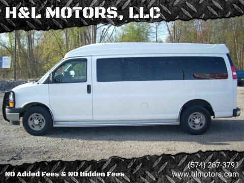 2017 Chevrolet Express for sale at H&L MOTORS, LLC in Warsaw IN