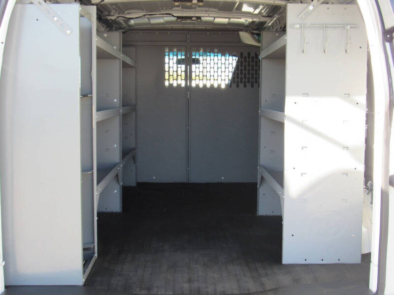 2021 Chevrolet Express 2500