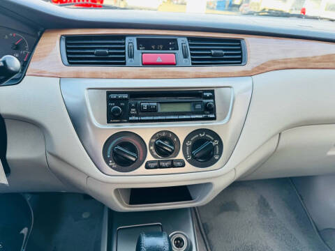 2004 Mitsubishi Lancer LS