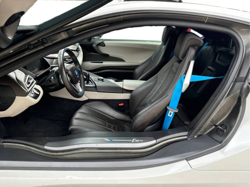 2019 BMW i8