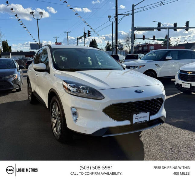 2020 Ford Escape Titanium