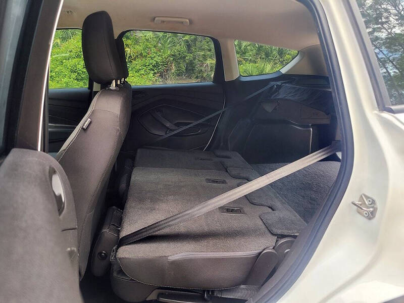 2019 Ford Escape S