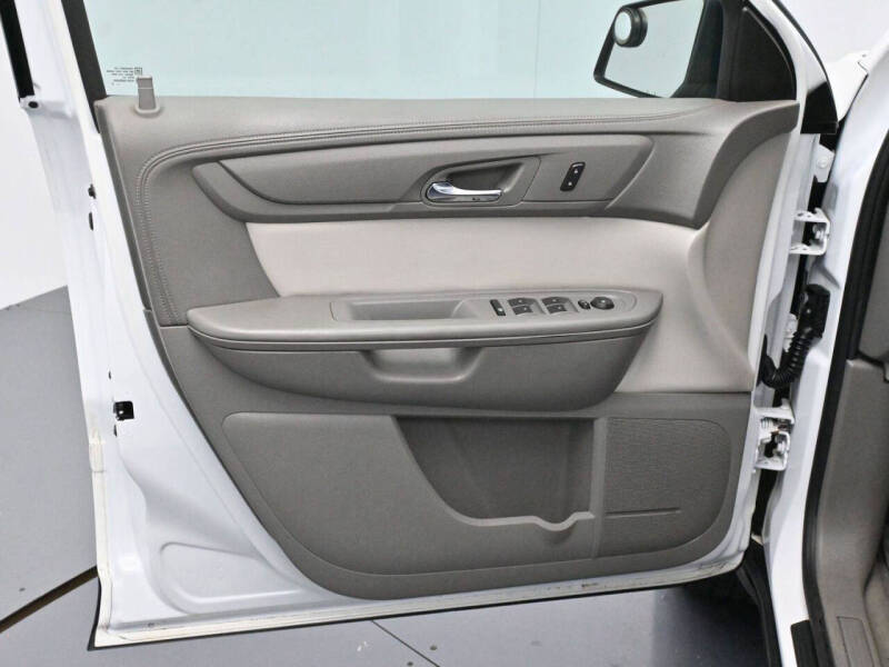 2016 GMC Acadia SLE-2