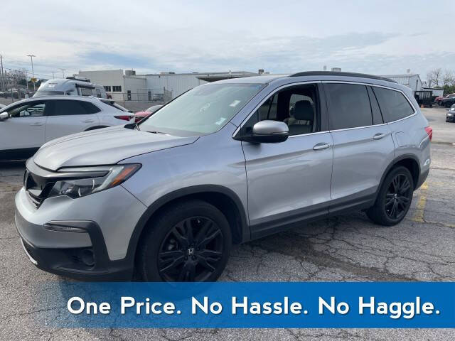 2022 Honda Pilot SE's photo