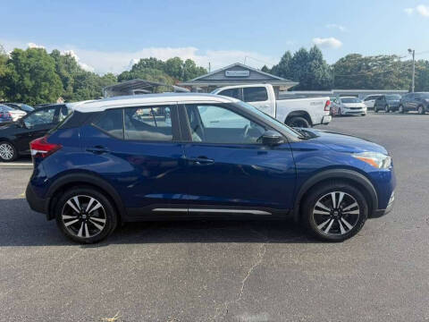 2018 Nissan Kicks SR