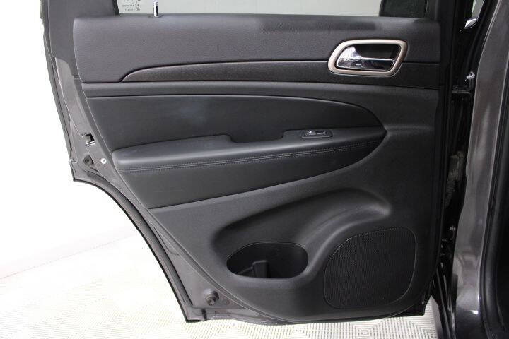 2017 Jeep Grand Cherokee Laredo